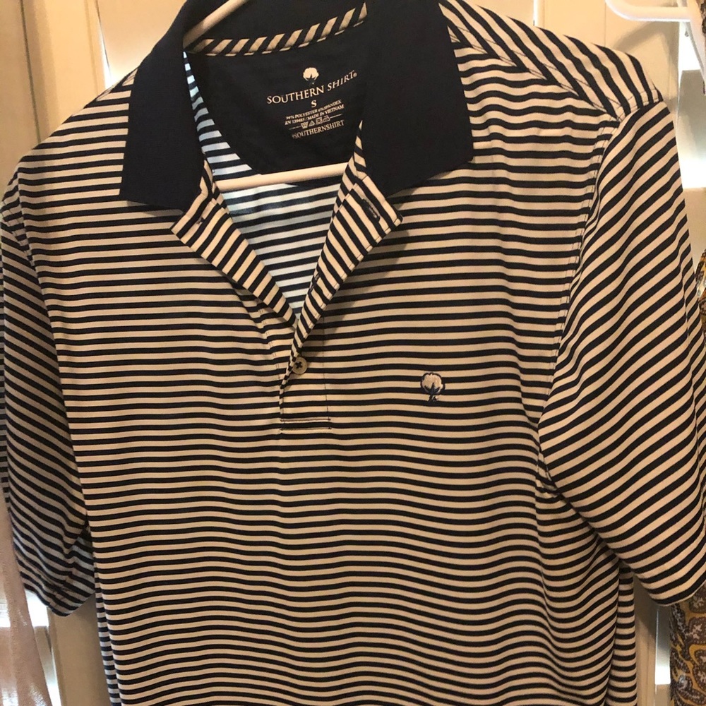 Men’s Southern Shirt Performance Polo Like New